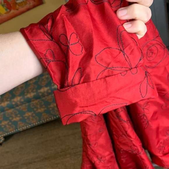 Carole Little red embroidered lined button down blouse, large - Picture 9 of 15